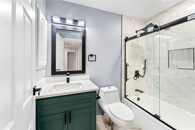 $479,900 | 3 Ridgeline Court, The Woodlands, TX 77381