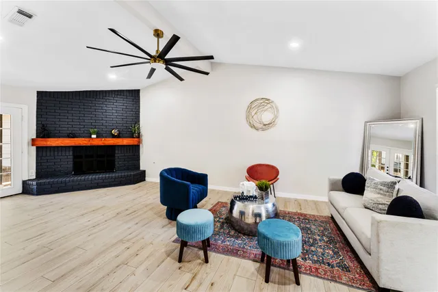 $479,900 | 3 Ridgeline Court, The Woodlands, TX 77381