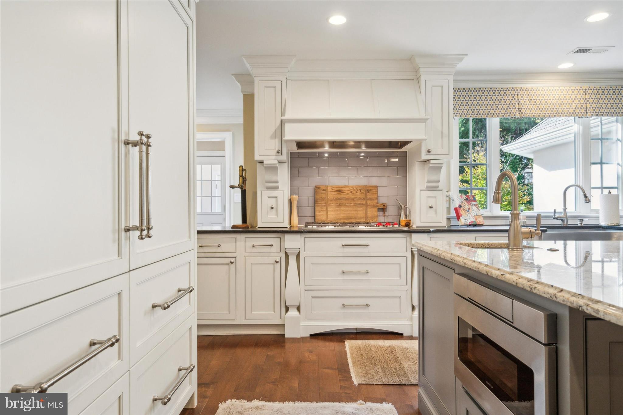 1112 Lafayette Road Wayne, PA 19087 - Photo 23 of 74 48 inch Sub Zero