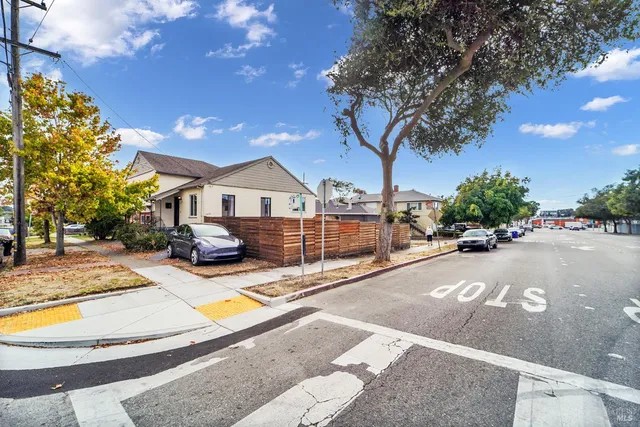 $794,900 | 495 Key Boulevard, Richmond, CA 94805