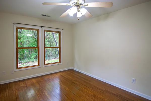a view of a storage & utility room with washer and dryer
