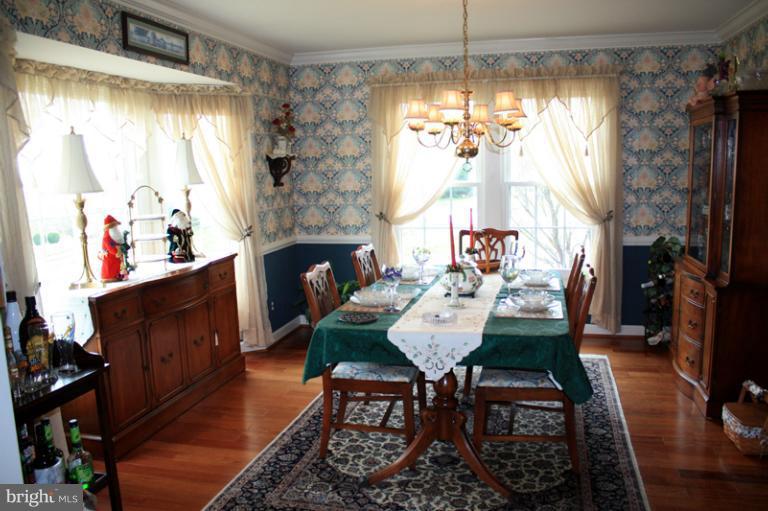 9617 North Wind Road Parkville, MD 21234 - Photo 11 of 30 Dining Room