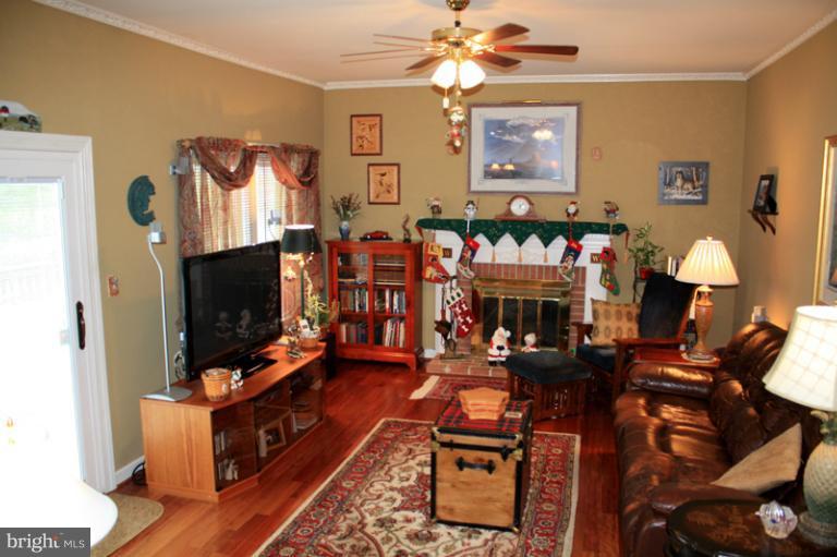 9617 North Wind Road Parkville, MD 21234 - Photo 26 of 30 Family Room