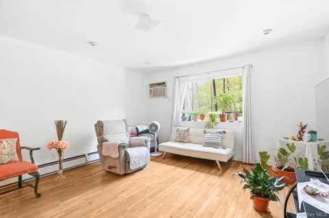 $1,050,000 | 3303 Palmer Avenue | Eastchester