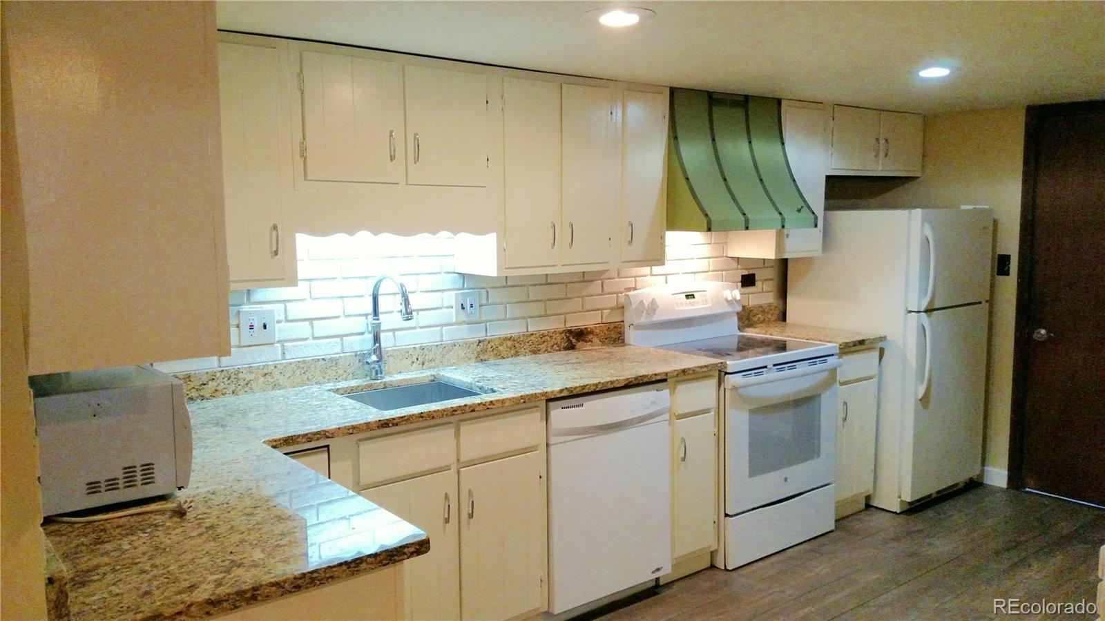 2765 Pierce Street Wheat Ridge, CO 80214 - Photo 24 of 35 Gallery Image 24