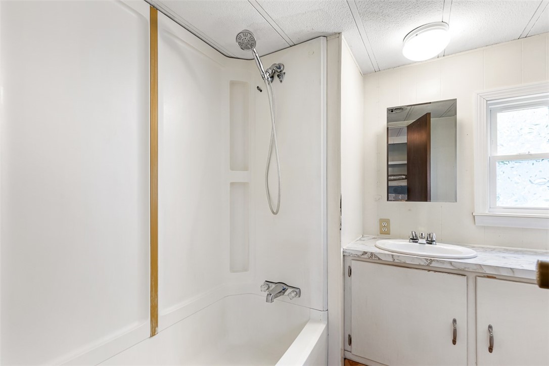 301 Bulgarmarsh Road Tiverton, RI 02878 - Photo 21 of 28