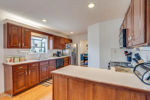 $349,500 | 171 Aston Court, Kingsport, TN 37660