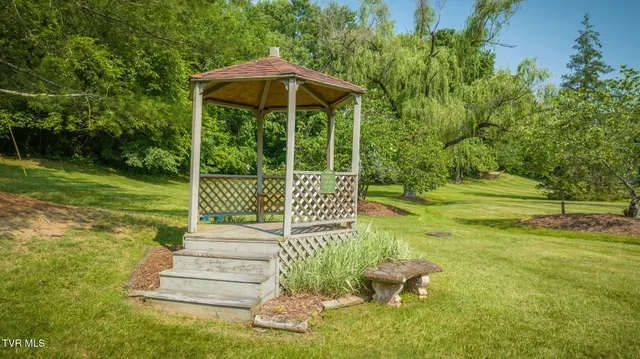 $349,500 | 171 Aston Court, Kingsport, TN 37660