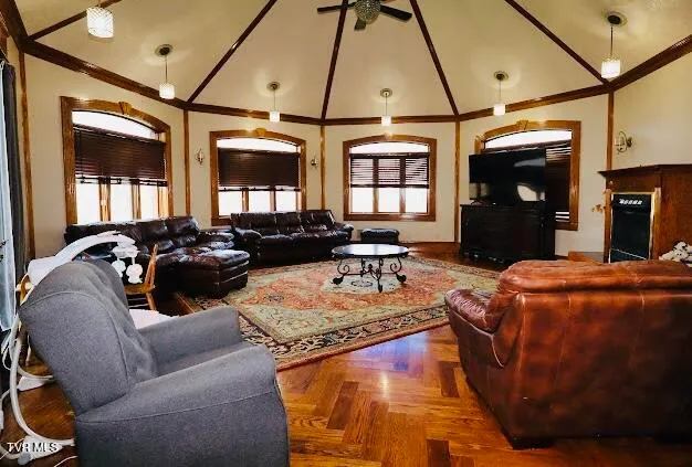 $1,750,000 | 900 Tanager Drive, Bluefield, VA 24605