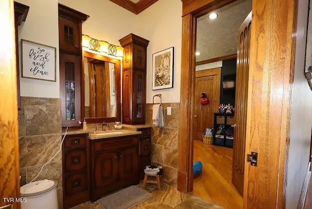 $1,750,000 | 900 Tanager Drive, Bluefield, VA 24605