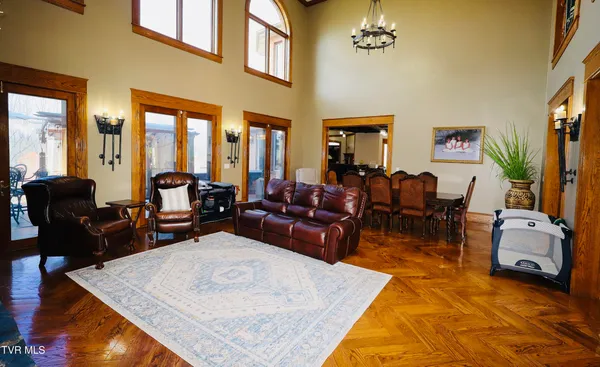 $1,699,999 | 900 Tanager Drive, Bluefield, VA 24605