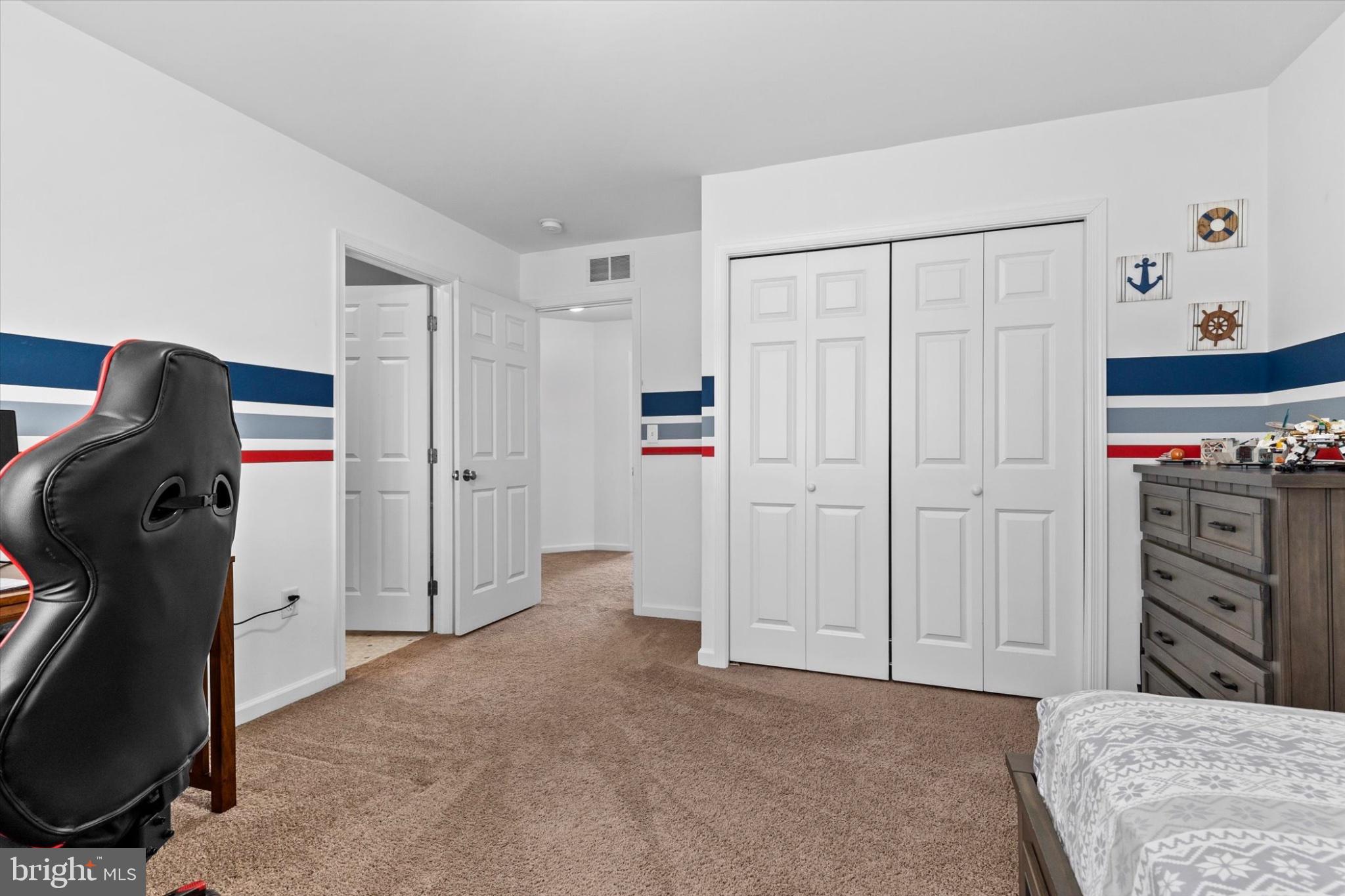 3 Rycroft Road Mechanicsburg, PA 17050 - Photo 28 of 55 a view of a bedroom with closet and workspace