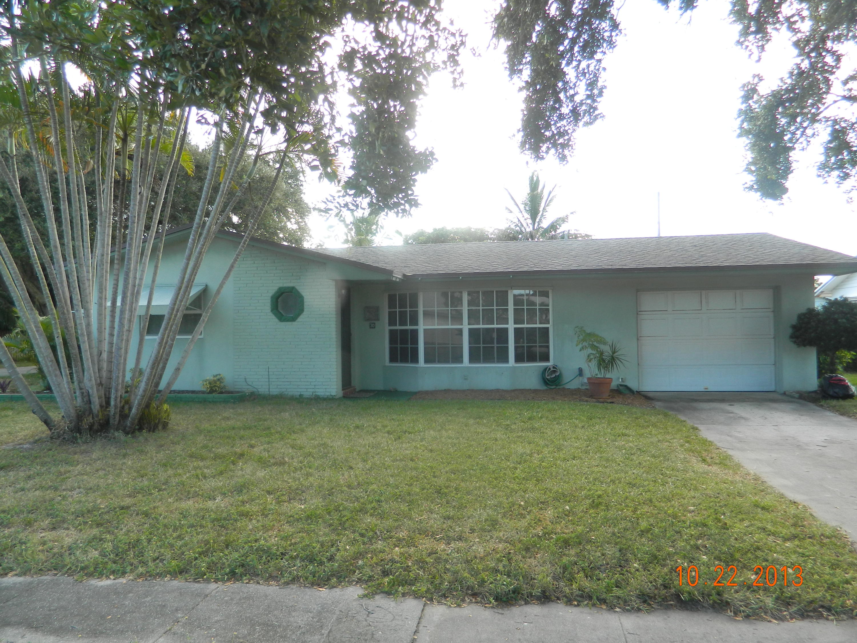 70 Willow Road Tequesta, FL 33469 - Photo 1 of 11 440