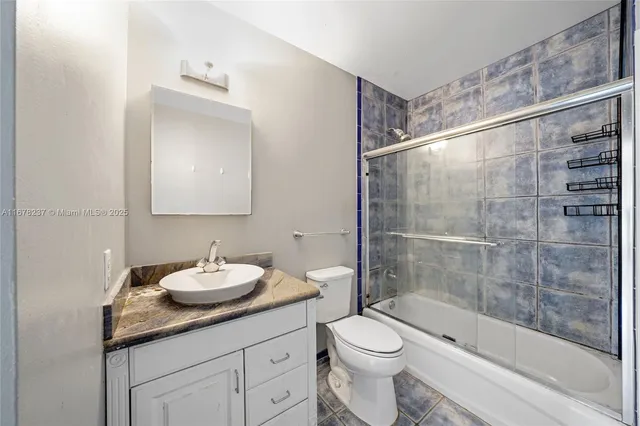 $135,000 | 6600 Northeast 22nd Way, Unit 2303, Fort Lauderdale, FL 33308