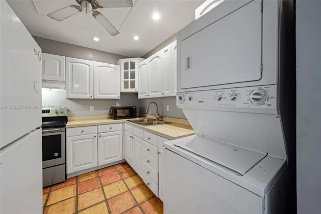 $135,000 | 6600 Northeast 22nd Way, Unit 2303, Fort Lauderdale, FL 33308