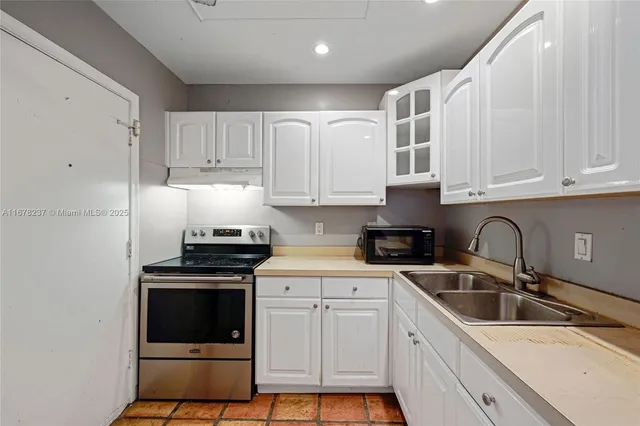 $135,000 | 6600 Northeast 22nd Way, Unit 2303, Fort Lauderdale, FL 33308