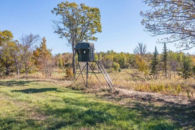 $1,395,000 | 30205 190th Lane, Isle, MN 56342