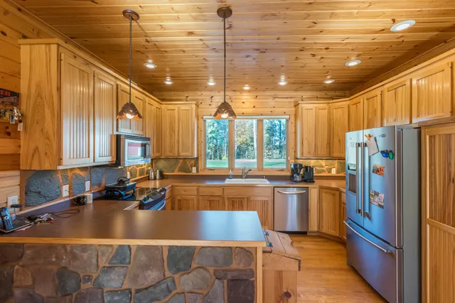 $1,395,000 | 30205 190th Lane, Isle, MN 56342