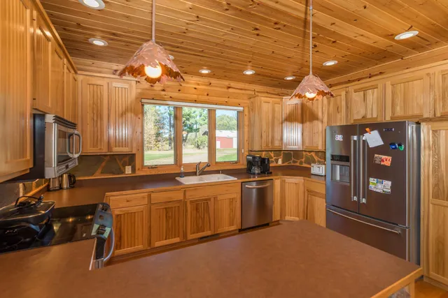 $1,395,000 | 30205 190th Lane, Isle, MN 56342