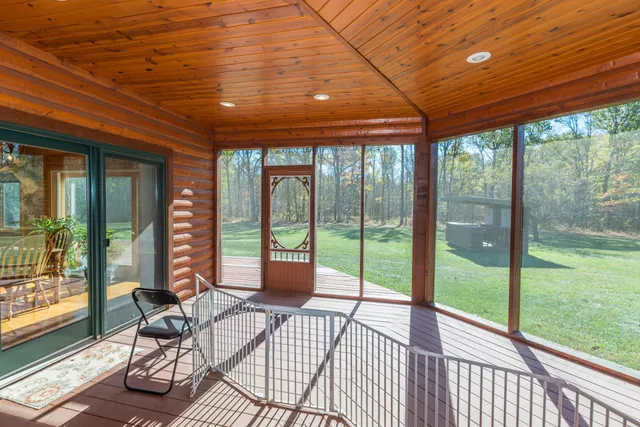 $1,395,000 | 30205 190th Lane, Isle, MN 56342