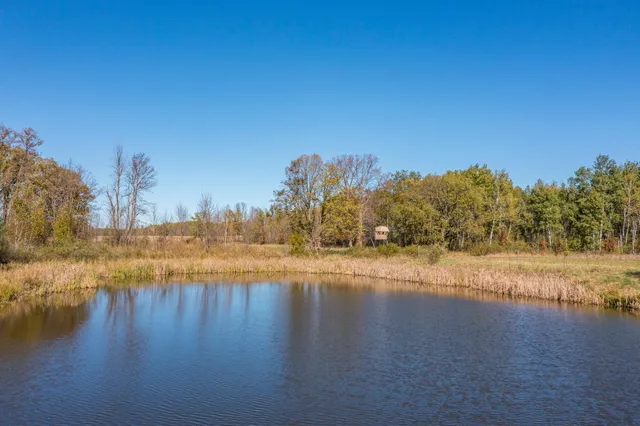 $1,395,000 | 30205 190th Lane, Isle, MN 56342