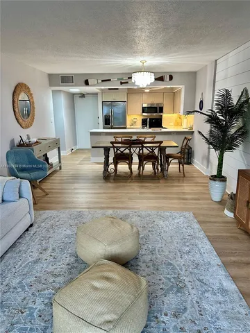 $4,000 | 3540 South Ocean Boulevard, Unit 302, South Palm Beach, FL 33480