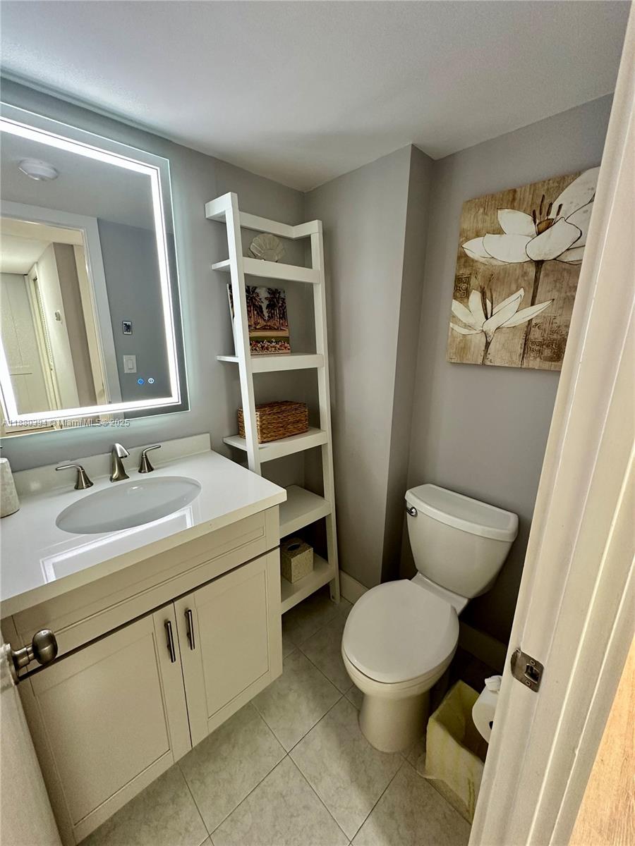 3540 South Ocean Boulevard, Unit 302 South Palm Beach, FL 33480 - Photo 8 of 18