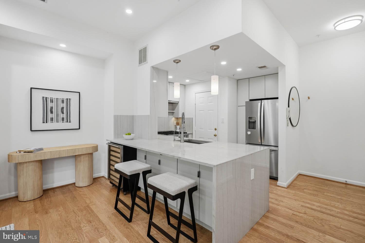 1935 Belmont Road Northwest, Unit 1122 Washington, DC 20009 - Photo 5 of 24