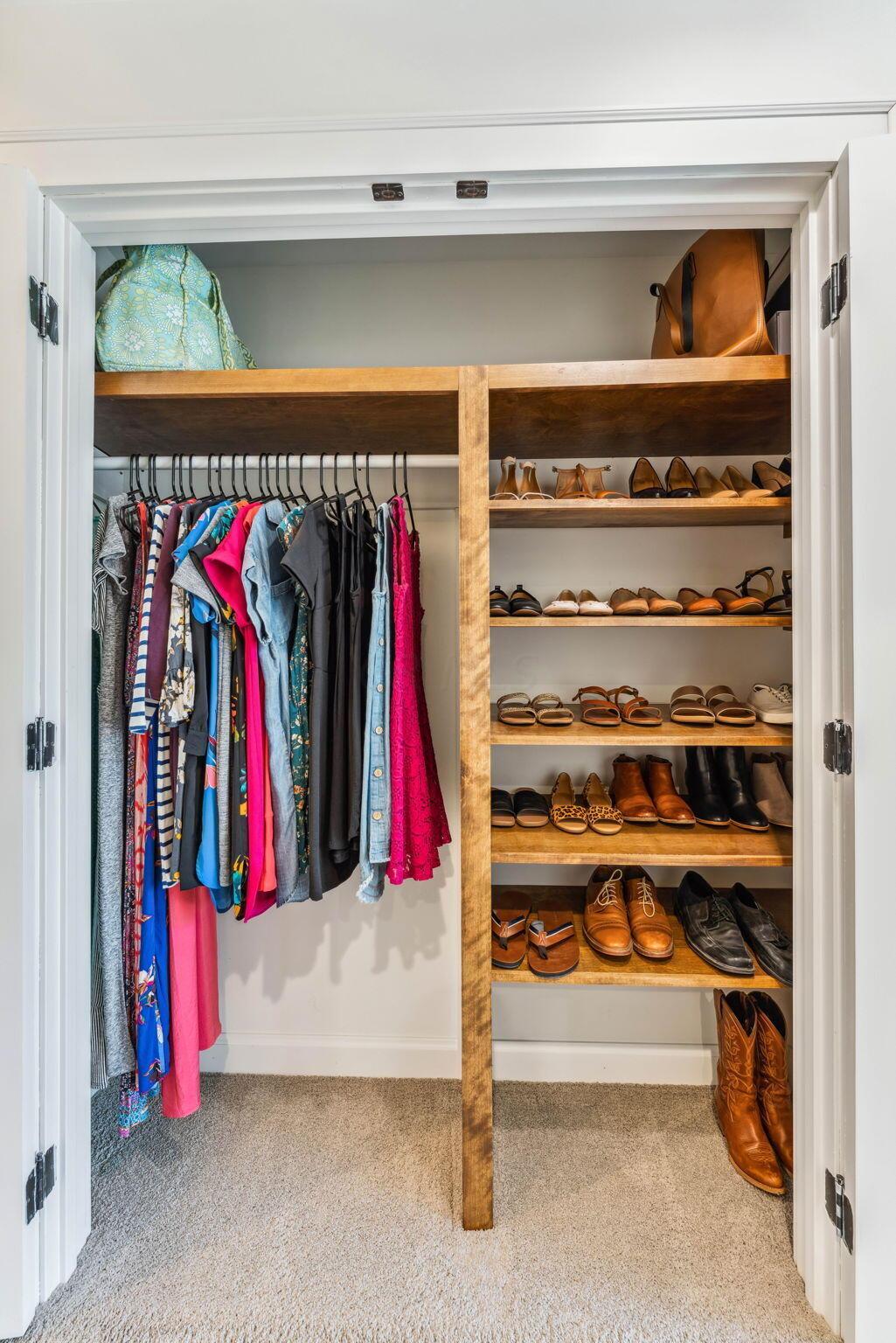 2465 Middlesex Road Upper Arlington, OH 43220 - Photo 48 of 109 2nd Closet - Owners Suite