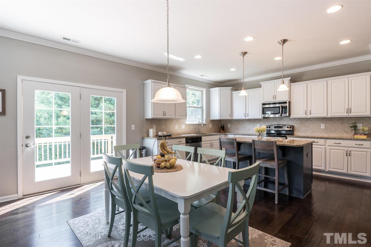 107 Holyoke Court Raleigh, NC 27603 - Photo 5 of 25 Room for 6