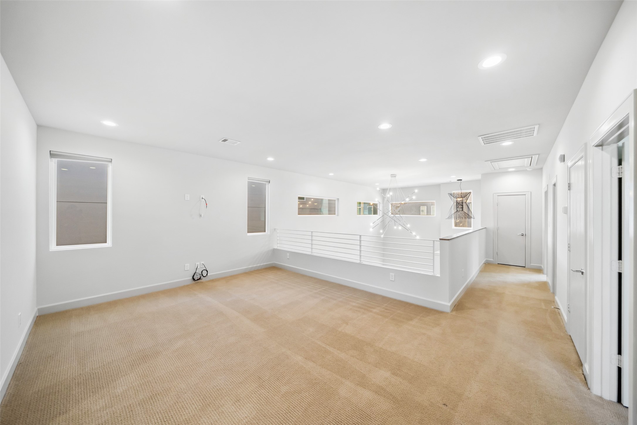 6809 Troya Lane Houston, TX 77092 - Photo 29 of 49