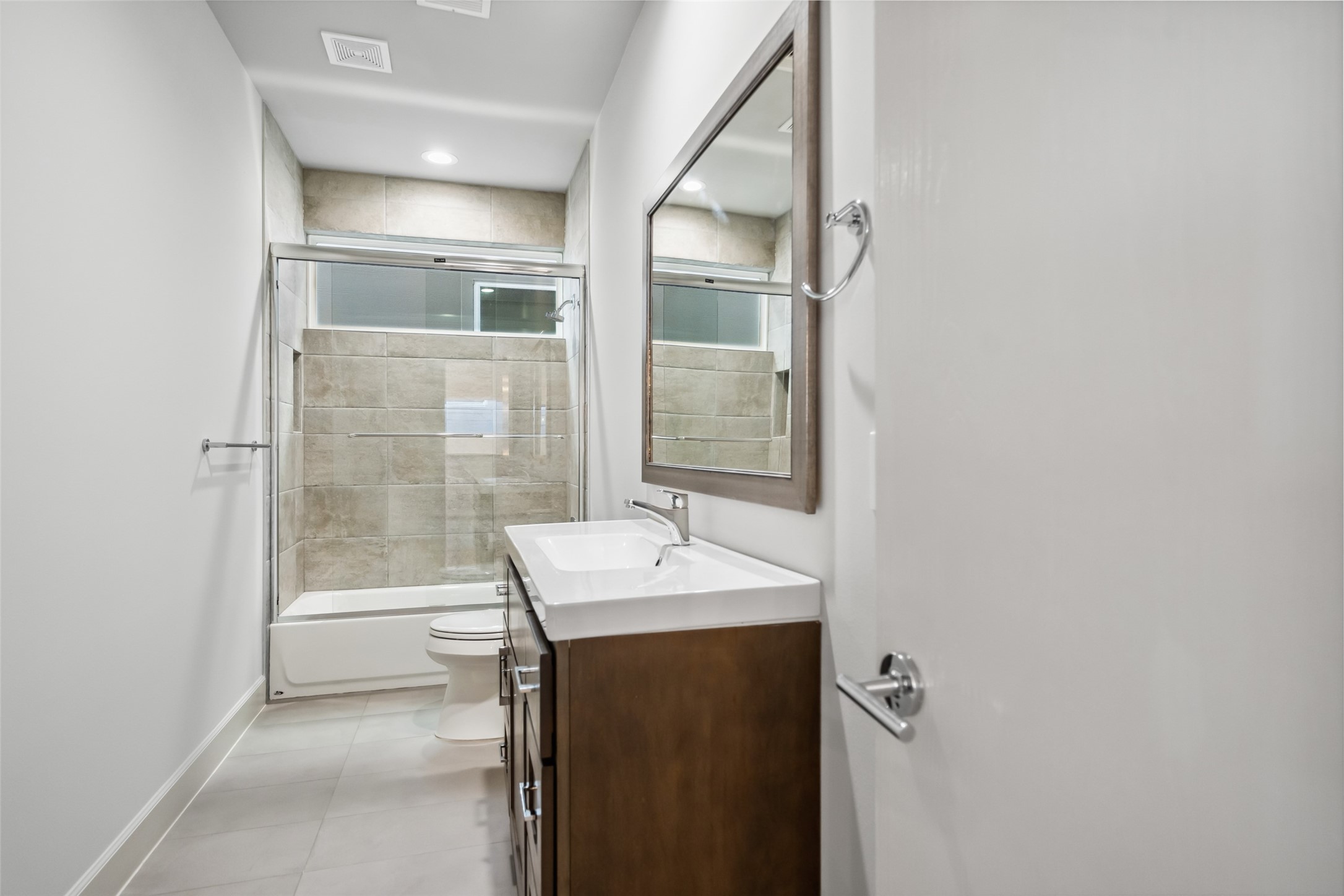 6809 Troya Lane Houston, TX 77092 - Photo 37 of 49