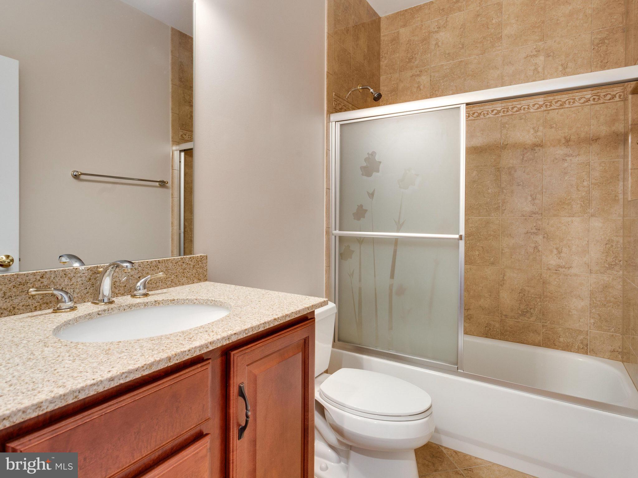 10423 Lawyers Road Vienna, VA 22181 - Photo 18 of 30 Bath