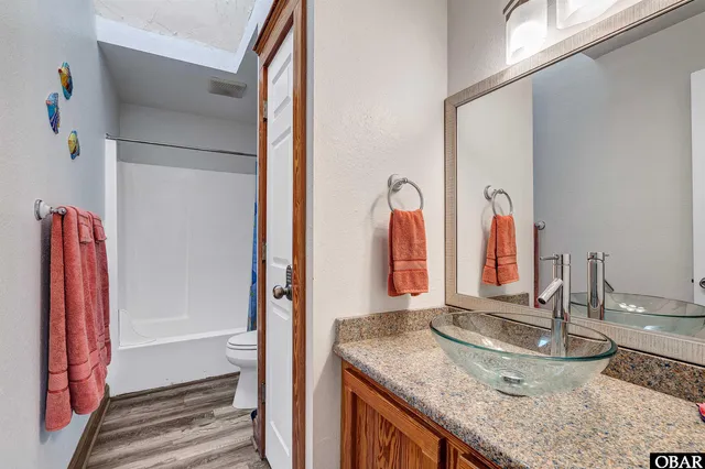 $699,500 | 703 Wrightsville Boulevard, Kill Devil Hills, NC 27948