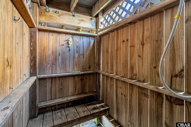 $699,500 | 703 Wrightsville Boulevard, Kill Devil Hills, NC 27948