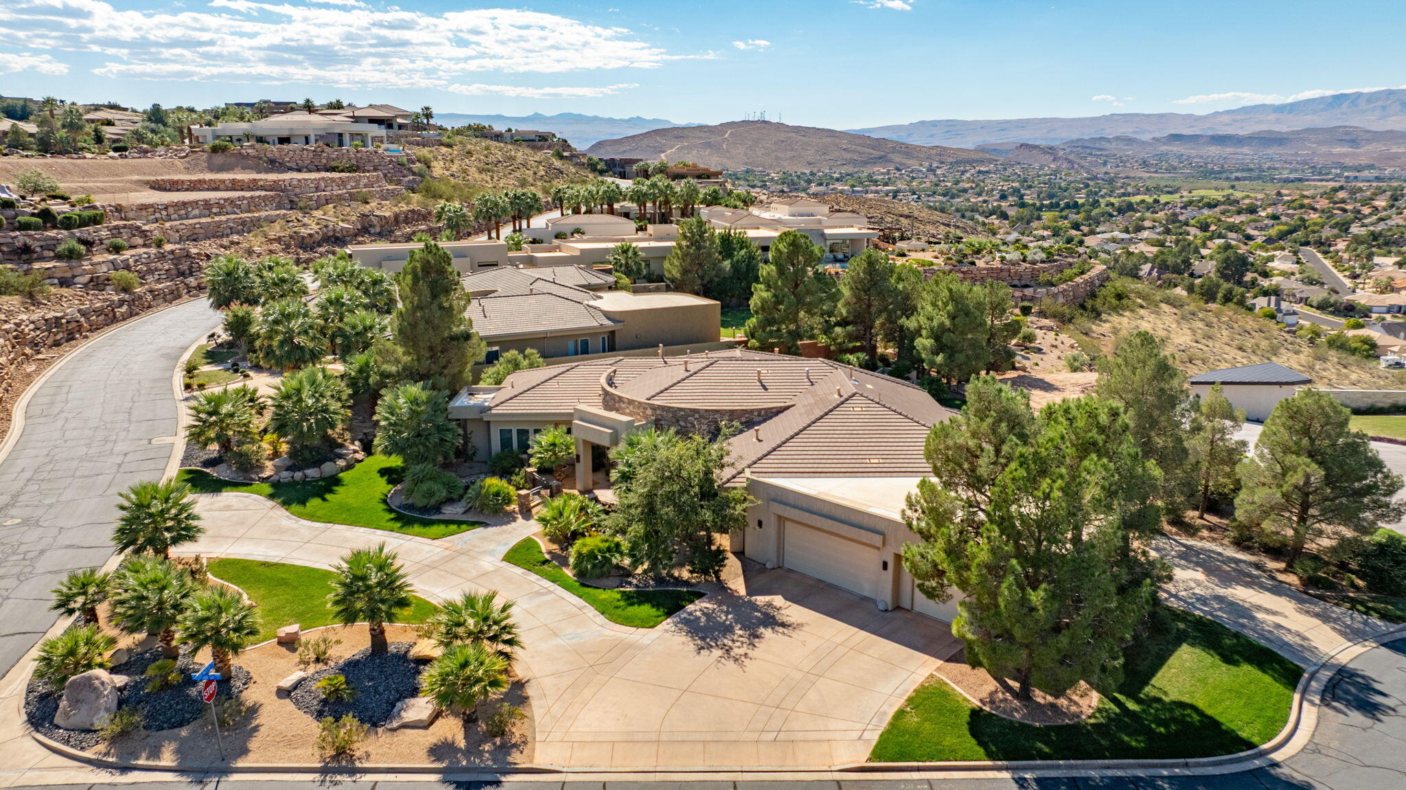 1536 Cliff Point Circle St. George, UT 84790 - Photo 56 of 63 Drone Shots