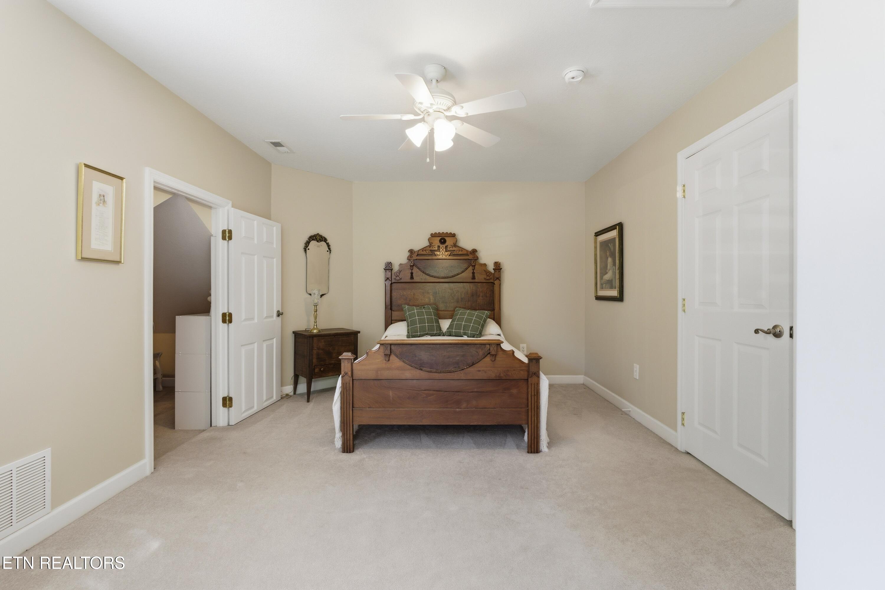 240 Long Road Kingston, TN 37763 - Photo 15 of 24 Upstairs Bedroom