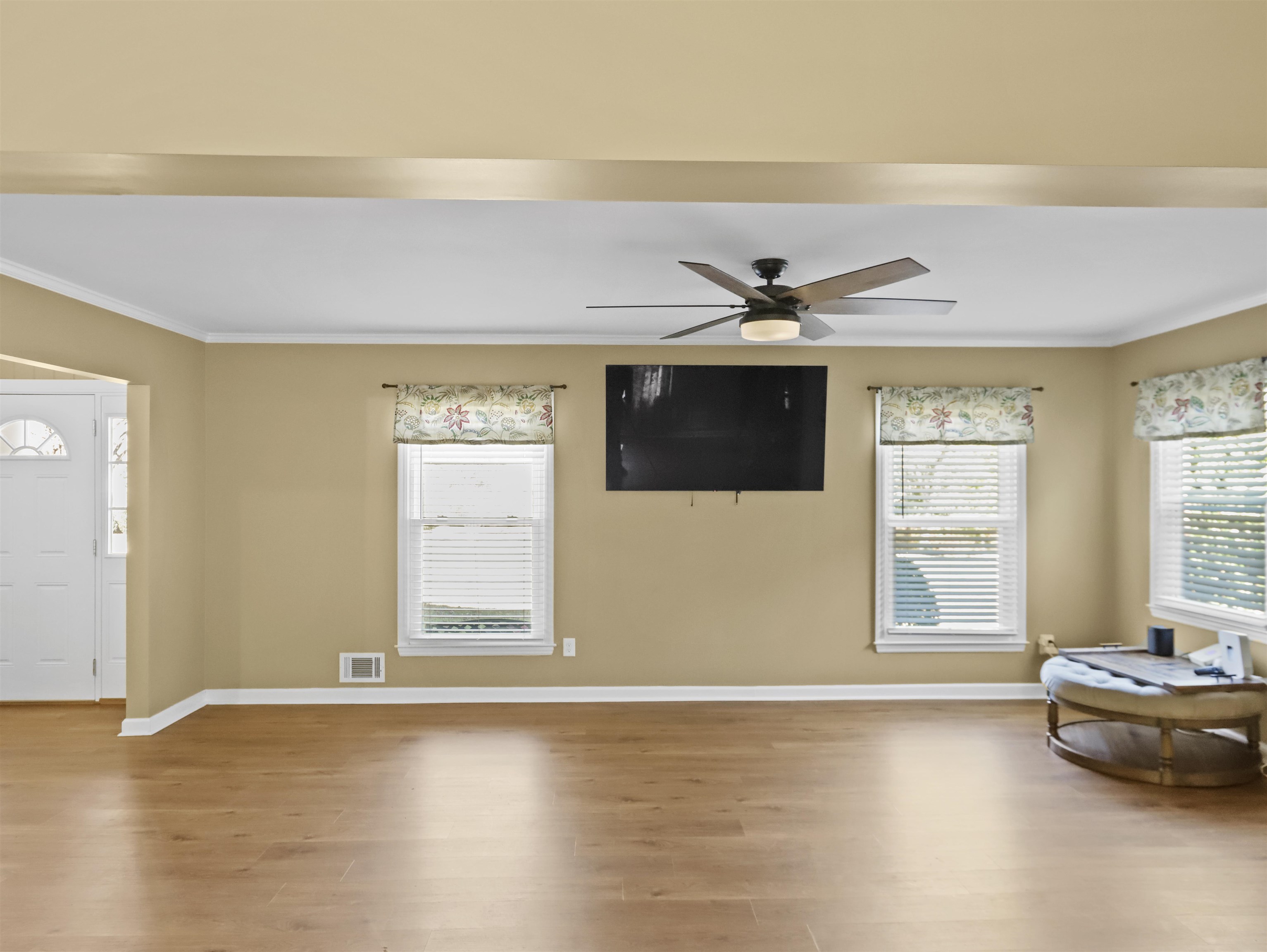 201 Crestview Drive Gaffney, SC 29340 - Photo 8 of 42