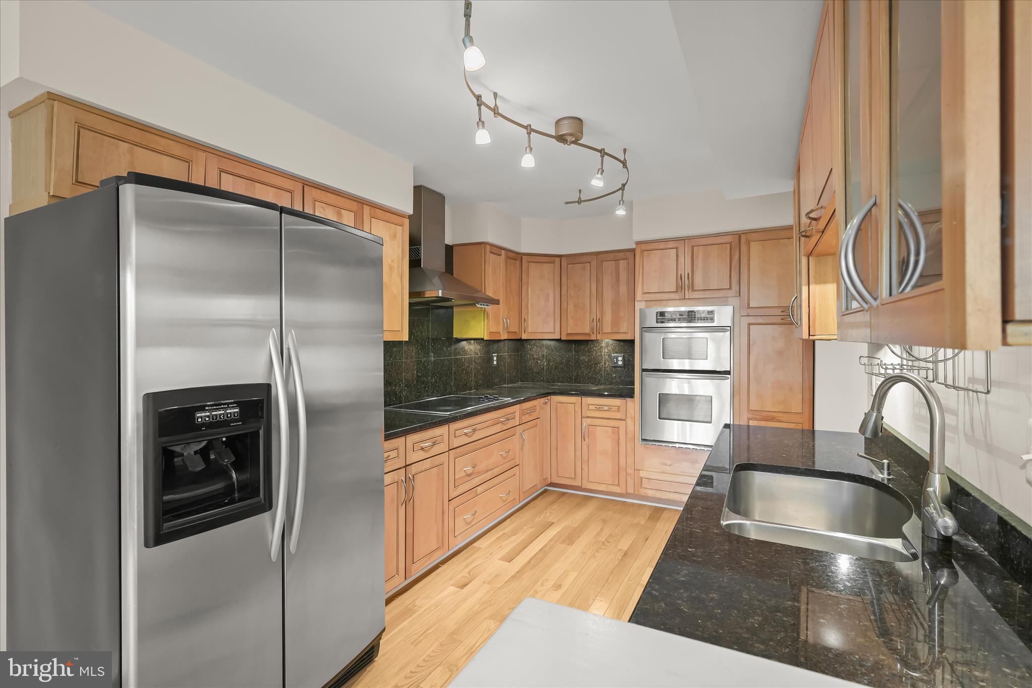 5153 Columbia Road, Unit 13 34 Columbia, MD 21044 - Photo 18 of 55 Kitchen