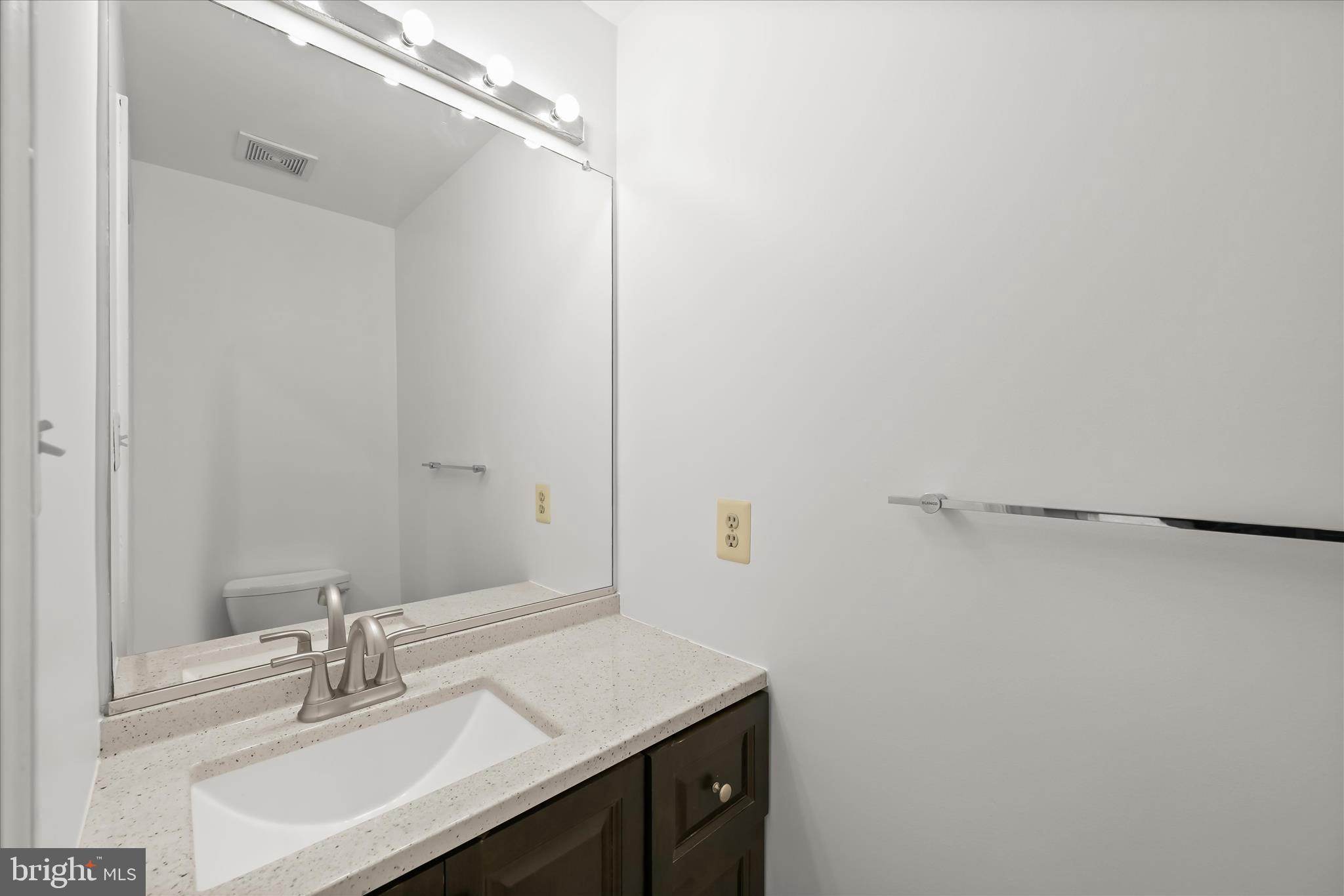 5153 Columbia Road, Unit 13 34 Columbia, MD 21044 - Photo 24 of 55 Powder room