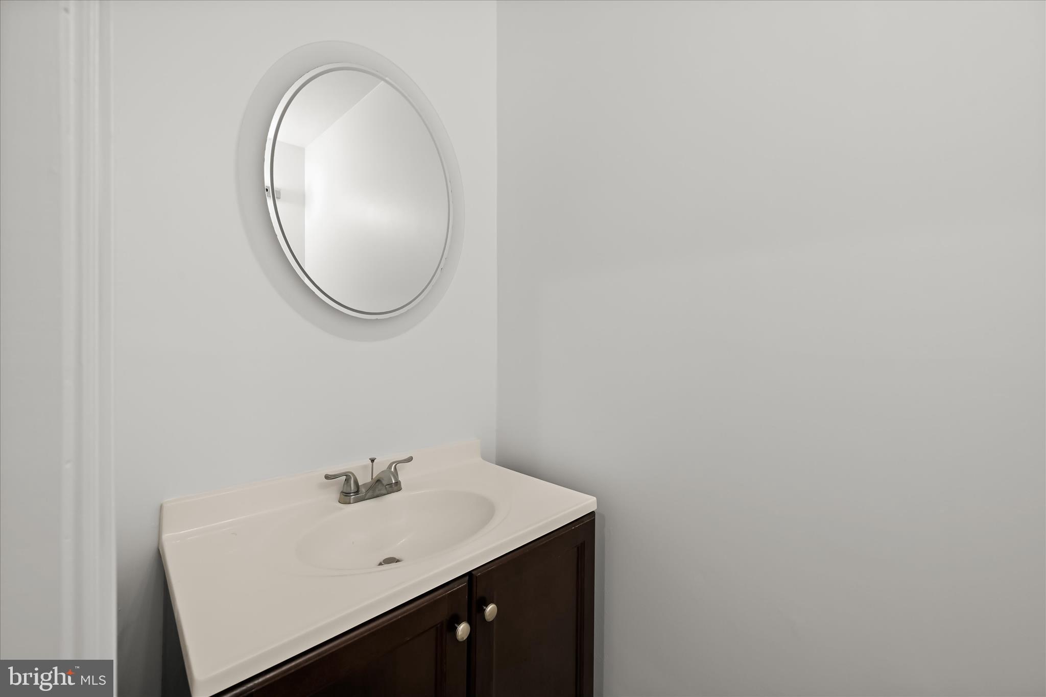 5153 Columbia Road, Unit 13 34 Columbia, MD 21044 - Photo 43 of 55 Powder room