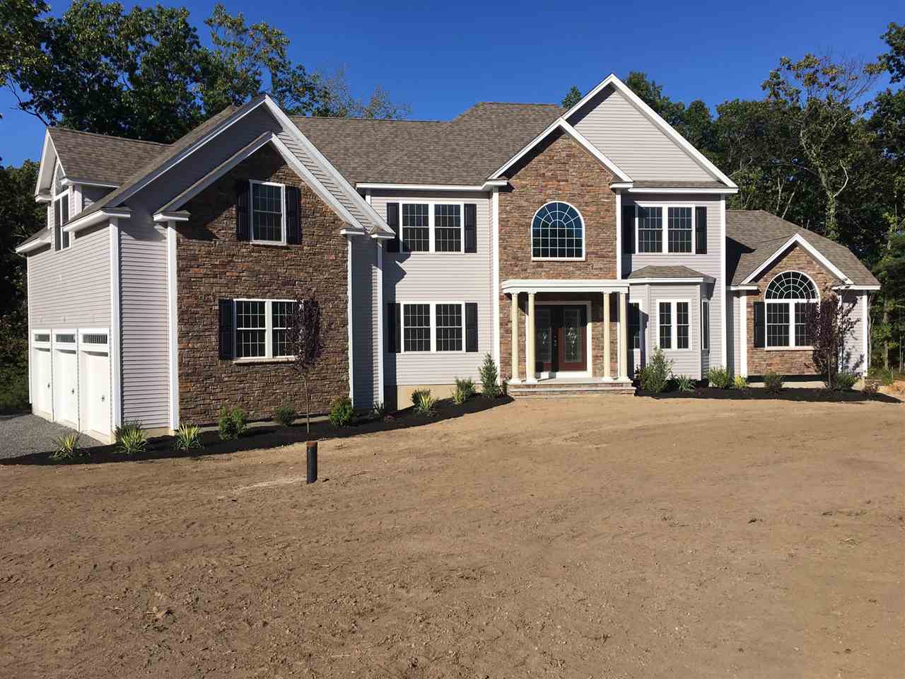 11 Weston Road Windham, NH 03087 - Photo 2 of 25