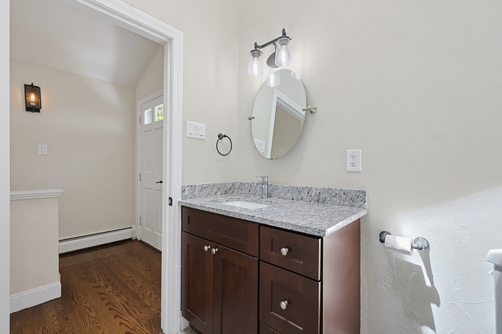 316 West Sutton Road Sutton, MA 01590 - Photo 14 of 42