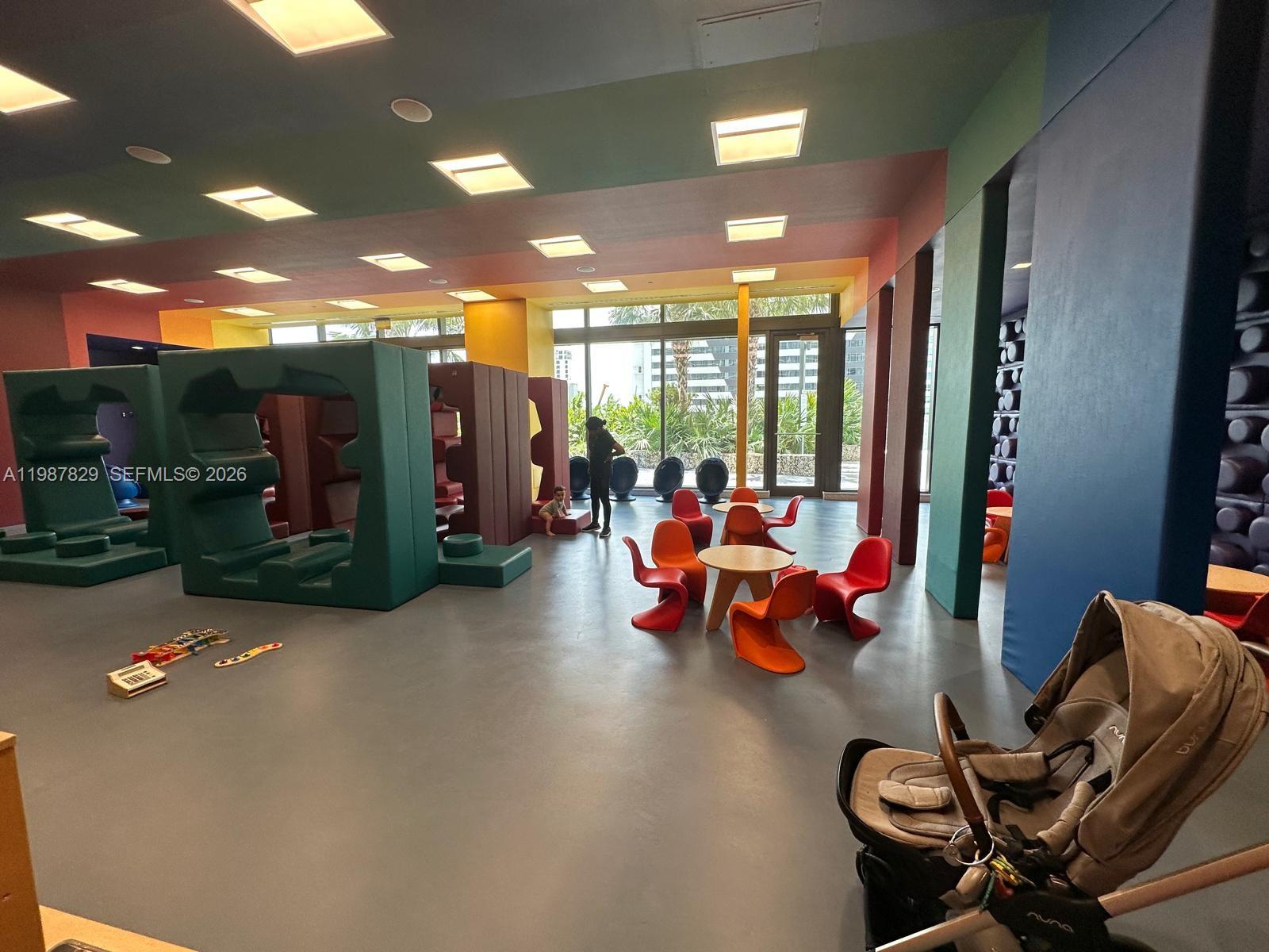 88 Southwest 7th Street, Unit 3609 Miami, FL 33130 - Photo 13 of 25