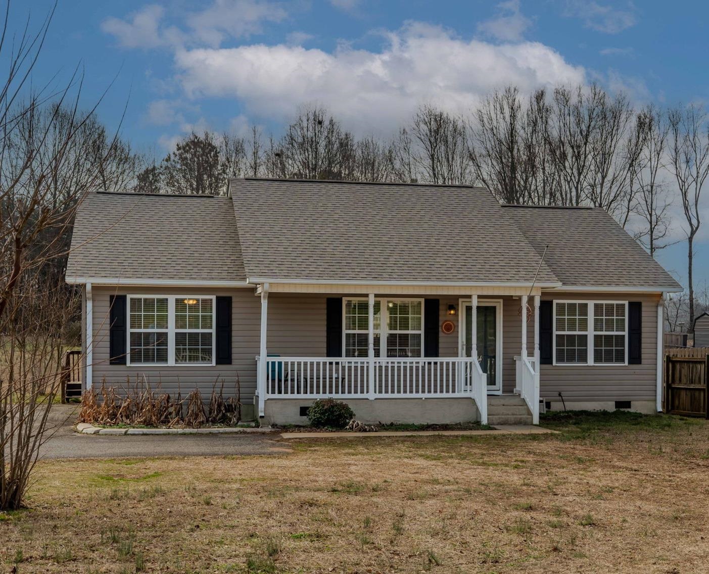 804 Clark Road Inman, SC 29349 - Photo 3 of 34