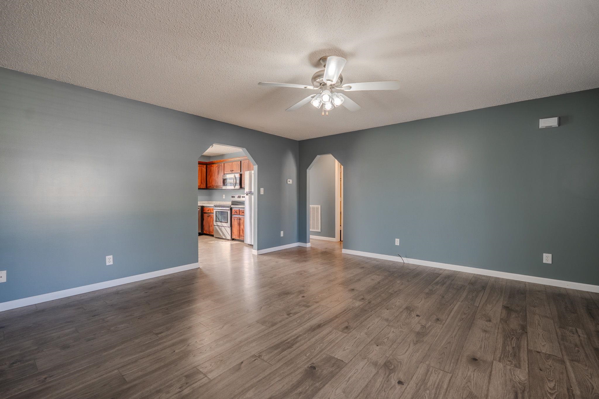 804 Clark Road Inman, SC 29349 - Photo 7 of 34