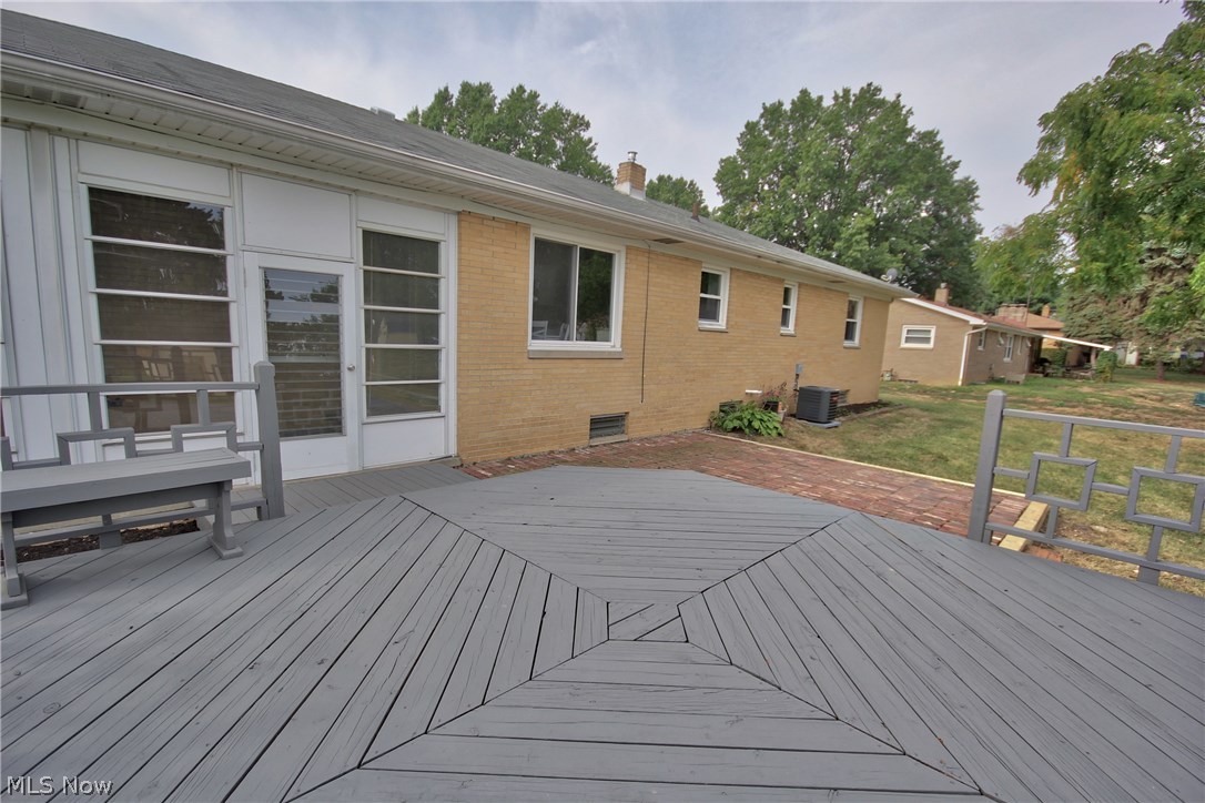 567 West Nimisila Road Akron, OH 44319 - Photo 21 of 25