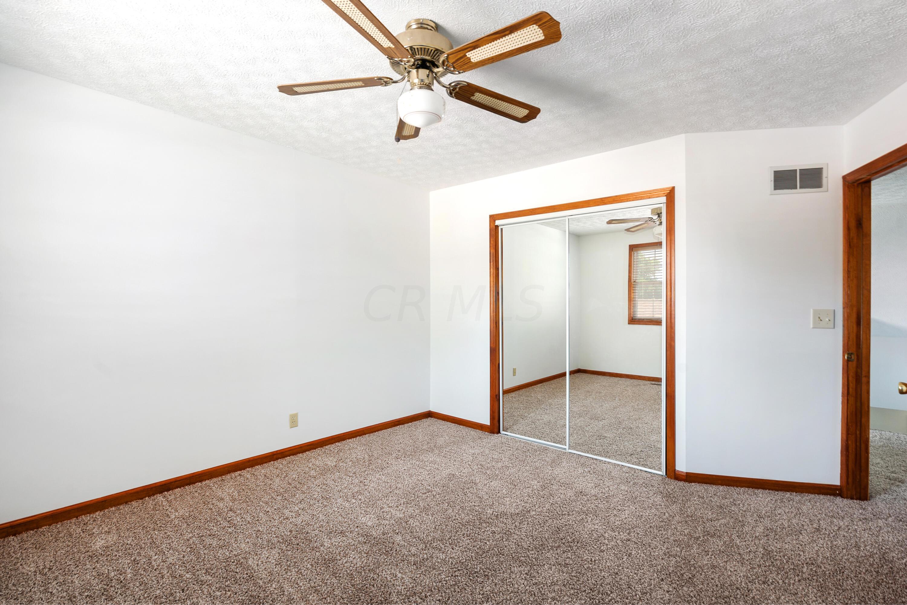 13078 Cleveland Road Southwest Pataskala, OH 43062 - Photo 16 of 25 Owners suite