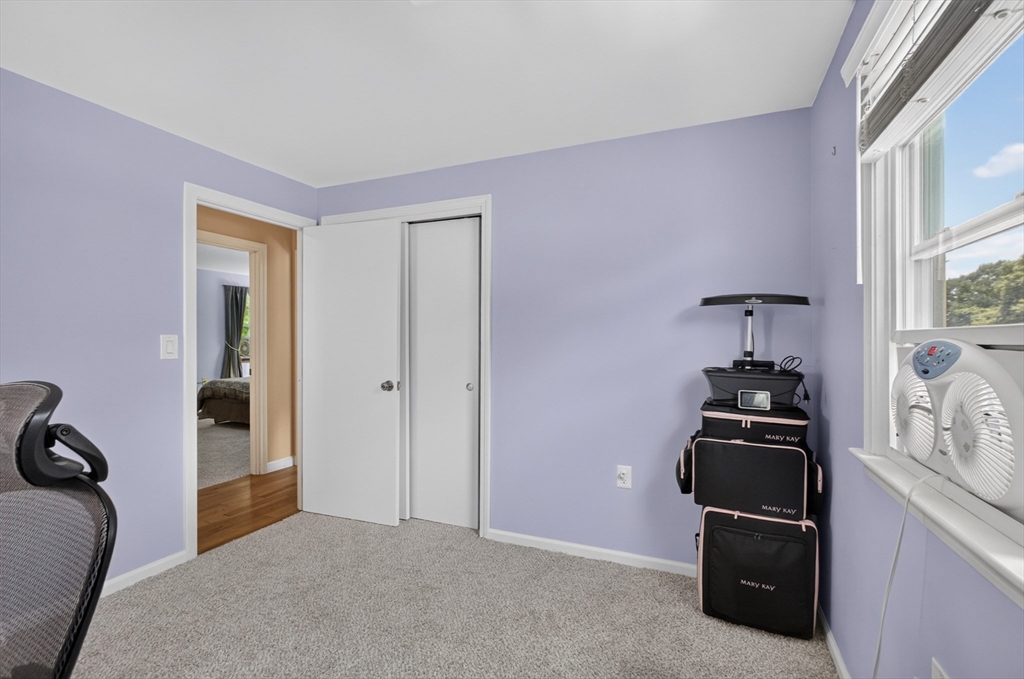 201 Swift Road Northbridge, MA 01588 - Photo 24 of 41