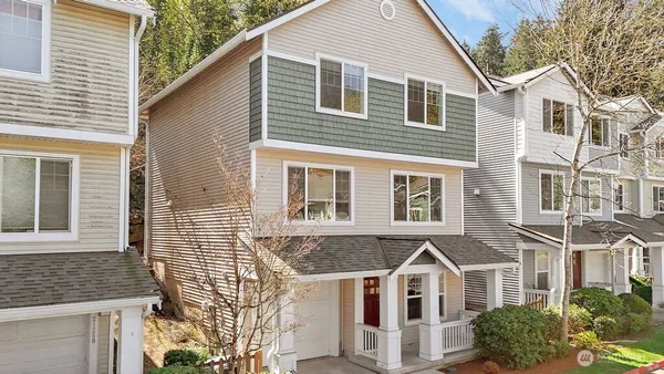 $599,950 | 21262 40th Way South, Unit 32, SeaTac, WA 98198